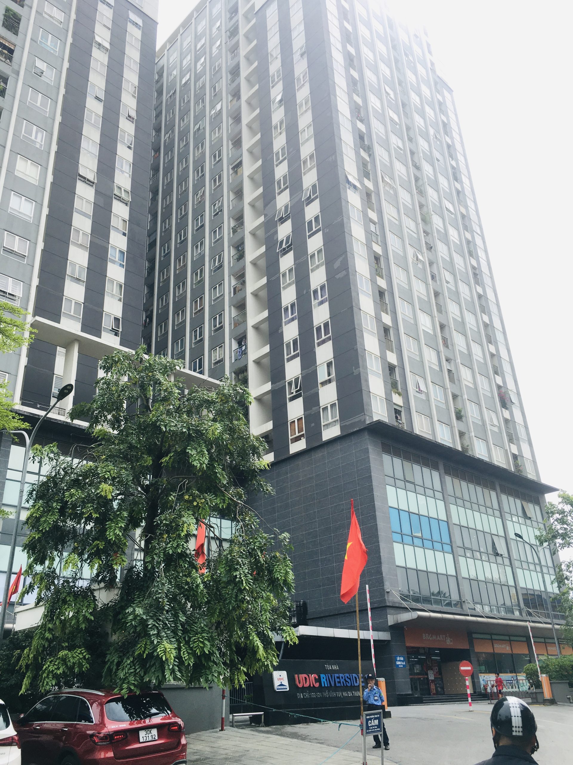 Bán đất ngõ 122 Vĩnh Tuy, Hai Bà Trưng giá chỉ 60tr/m2, ô tô đỗ cửa, cực hiếm