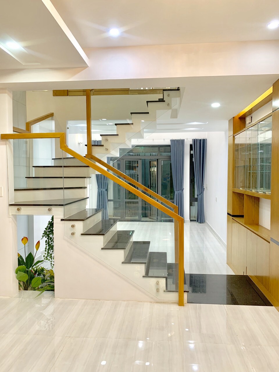 Gấp gấp lắm rồi bán nhà 2 mặt tiền Lê đức Thọ Gò Vấp.