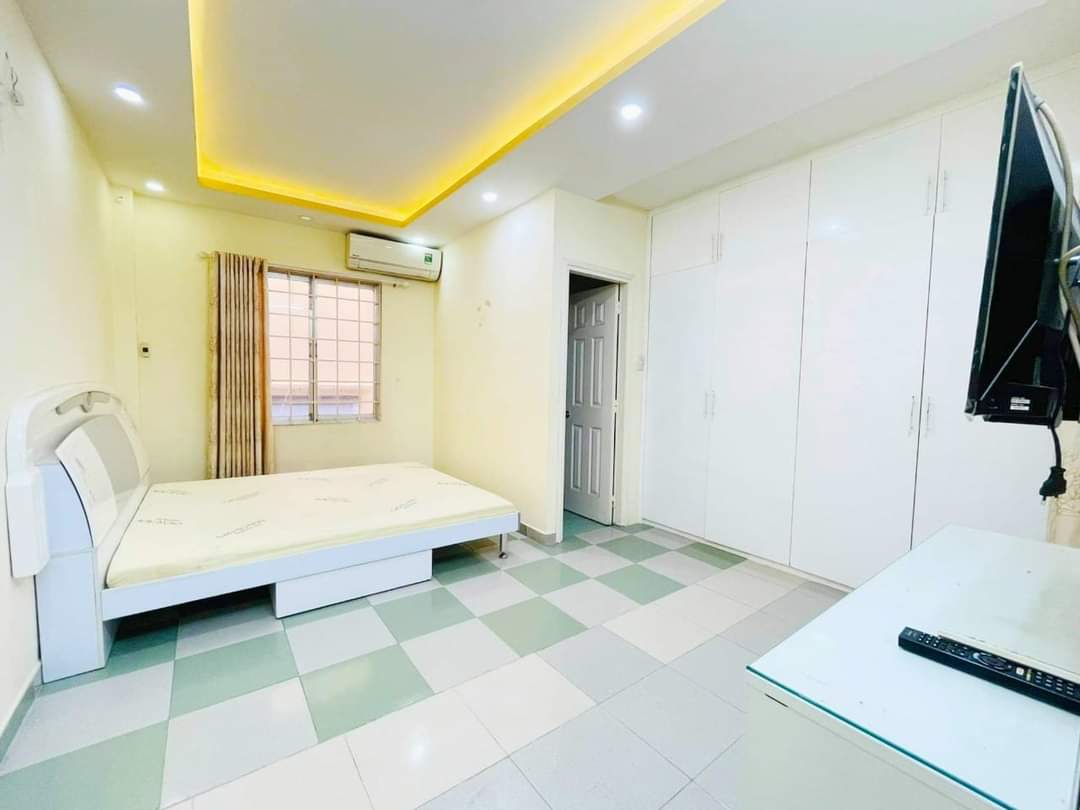 Nhà MT số 147bis, Đoàn nThij Điểm, khu vực không có nhà bán, giá 15.2 tỷ