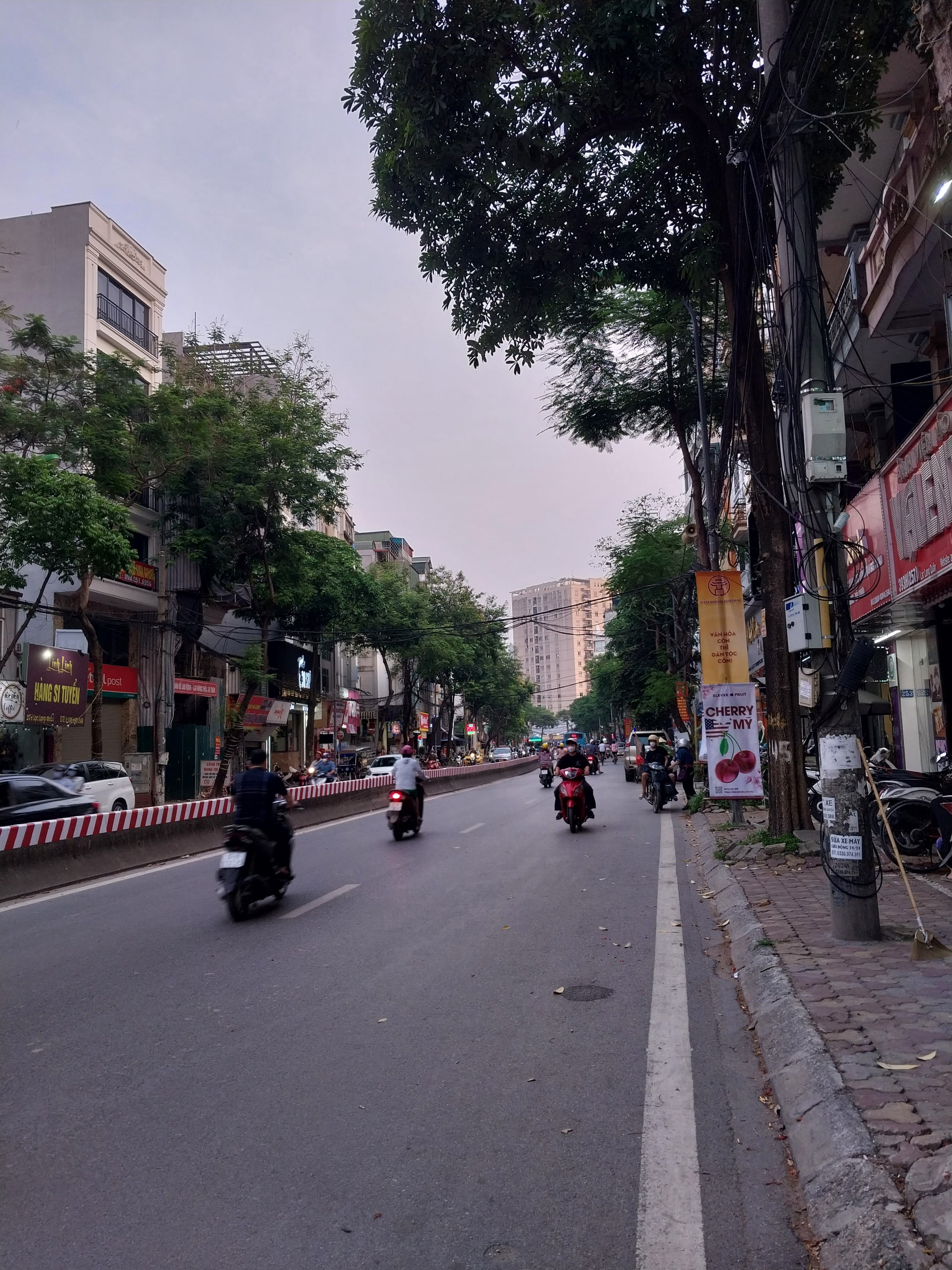 CỰC HIẾM, CẦU GIẤY-TÂY HỒ! LÔ GÓC, Ô TÔ TRÁNH - NGÕ THÔNG KD - MẶT TIỀN RỘNG, CHỈ 5.8 TỶ