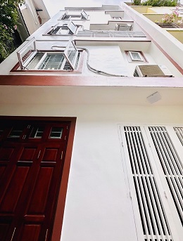 TRUNG TÂM CẦU GIẤY-TÂY HỒ, DÂN TRÍ CAO, TIỆN ÍCH NGẬP TRÀN - GẦN Ô TÔ TRÁNH 5T x 48M2, NHỈNH 5 TỶ