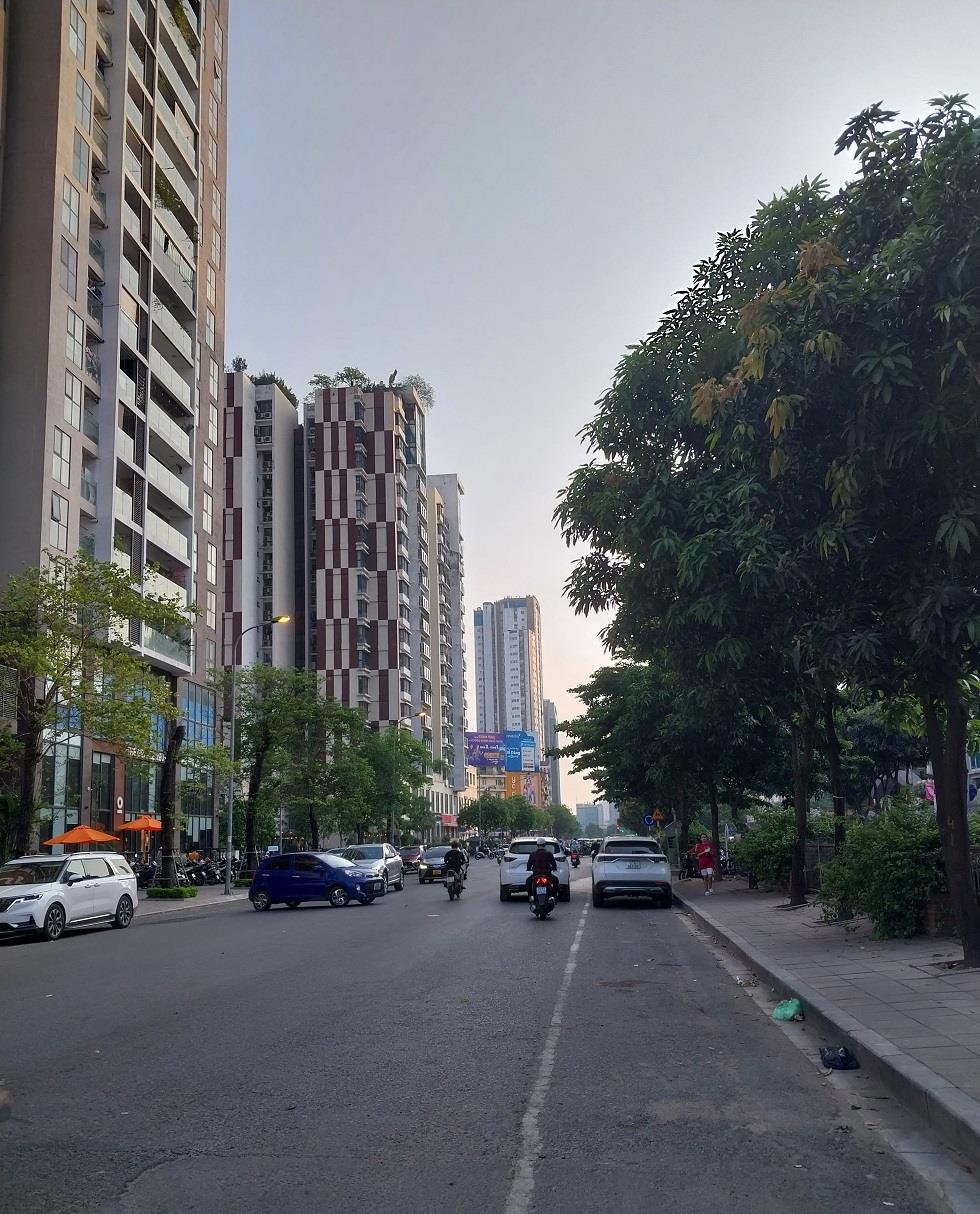 CHƯA ĐẾN 5 TỶ NHÀ ĐẸP 6T, 2 THOÁNG TRUNG TÂM CẦU GIẤY – DÂN TRÍ CAO, AN NINH TỐT