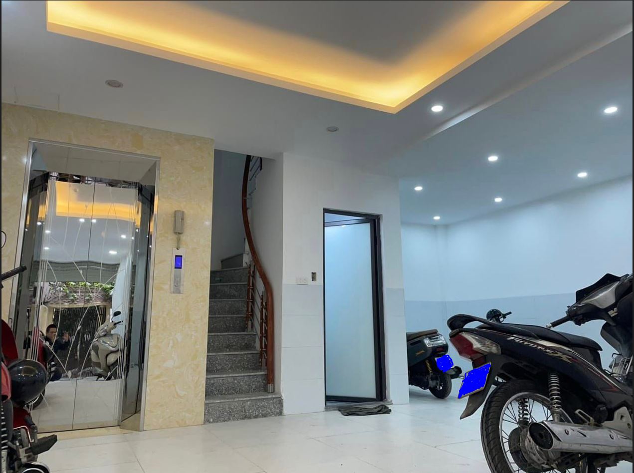 Bán tòa chung cư mini 6 tầng có thang máy tại ngõ 144 Quan Nhân chỉ nhỉnh 6.5 tỷ.