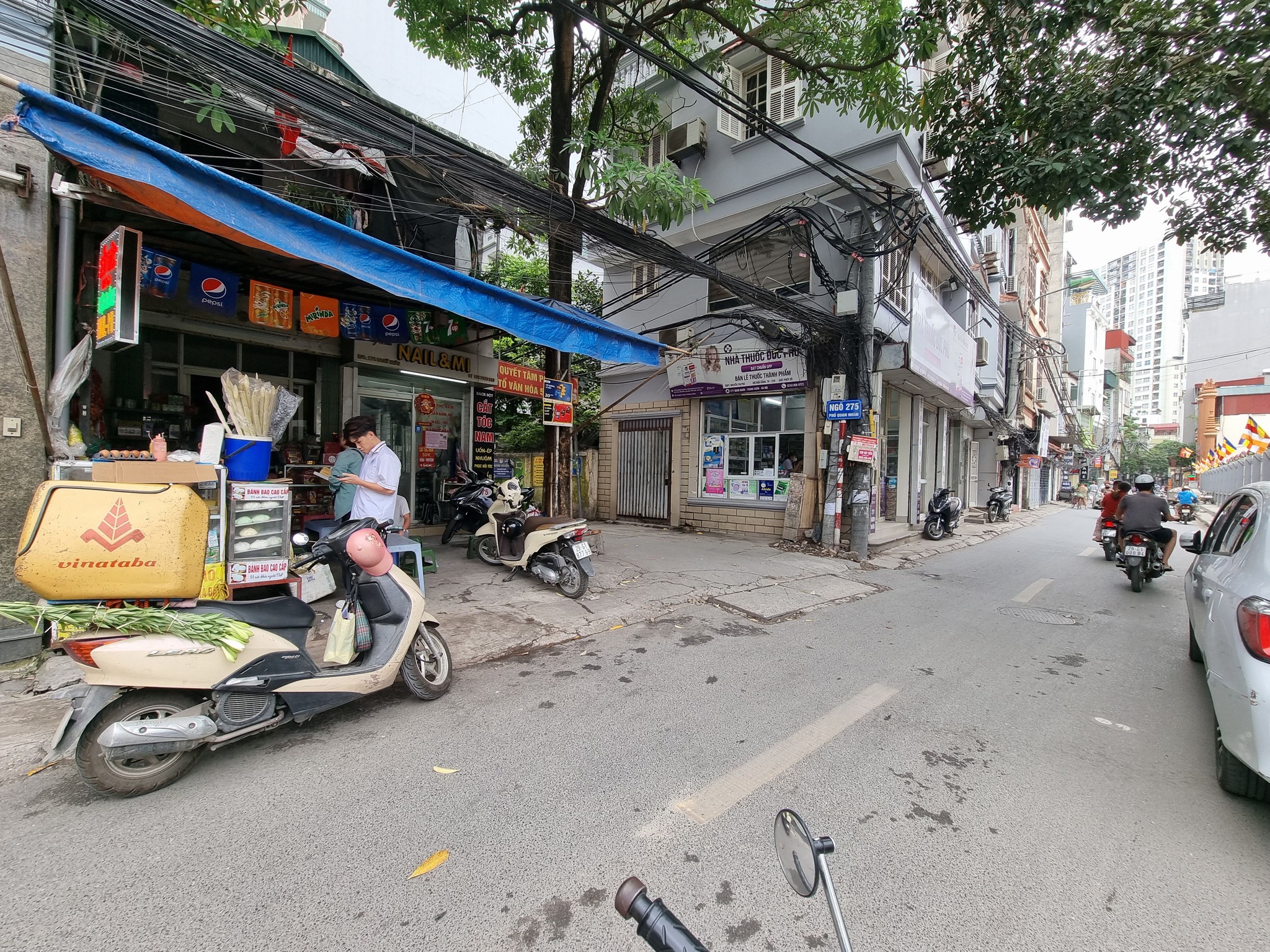 Cần bán căn nhà mặt ngõ ngay gần mặt phố Quan Nhân, 45m2 mặt tiền 5.2m giá 4.7 tỷ