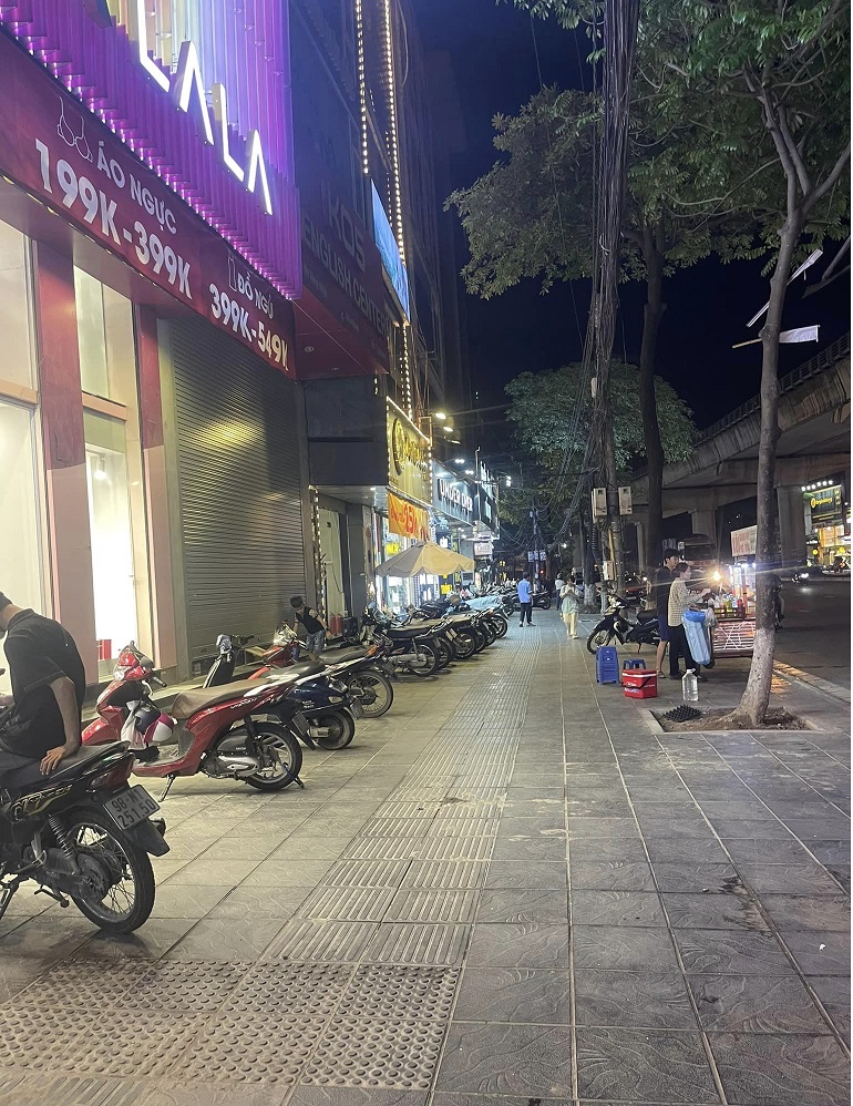 TRUNG TÂM CẦU GIẤY, DÂN XÂY KIÊN CỐ - NGÕ NÔNG - SỔ ĐẸP – DÂN TRÍ CAO, AN NINH TỐT 4T X 55M2 – 5.85 TỶ