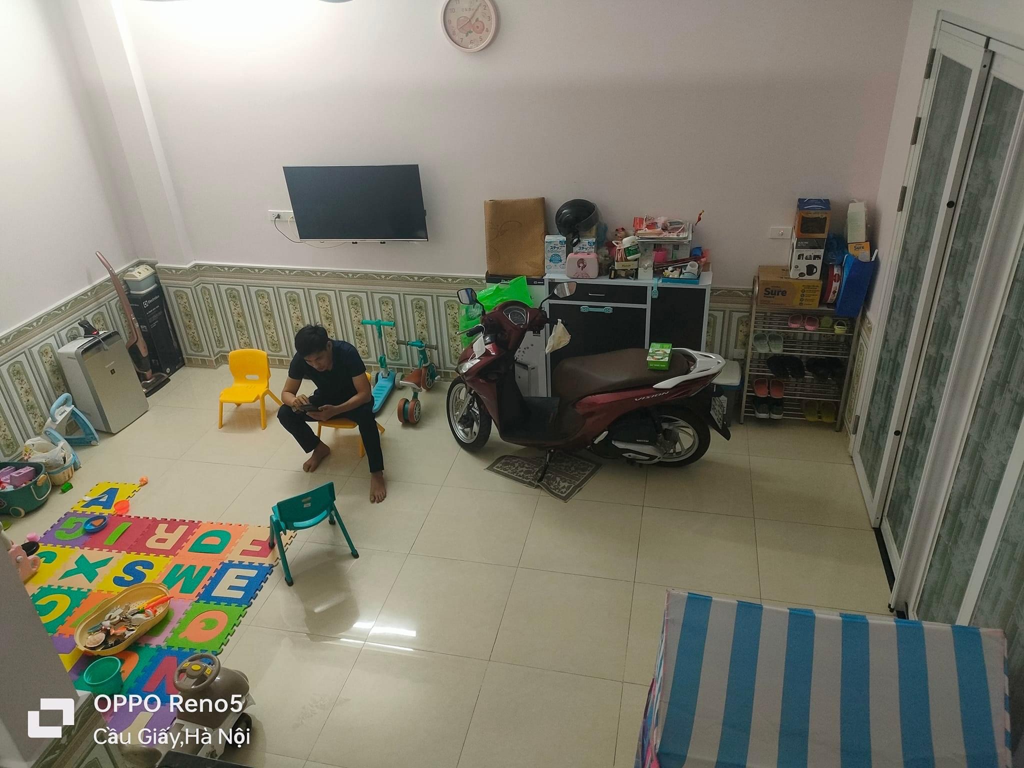Bán nhà Chùa Hà,ngõ thông rộng,20m ra ô tô tránh,30m ra phố,30m2,5t,mt:5m