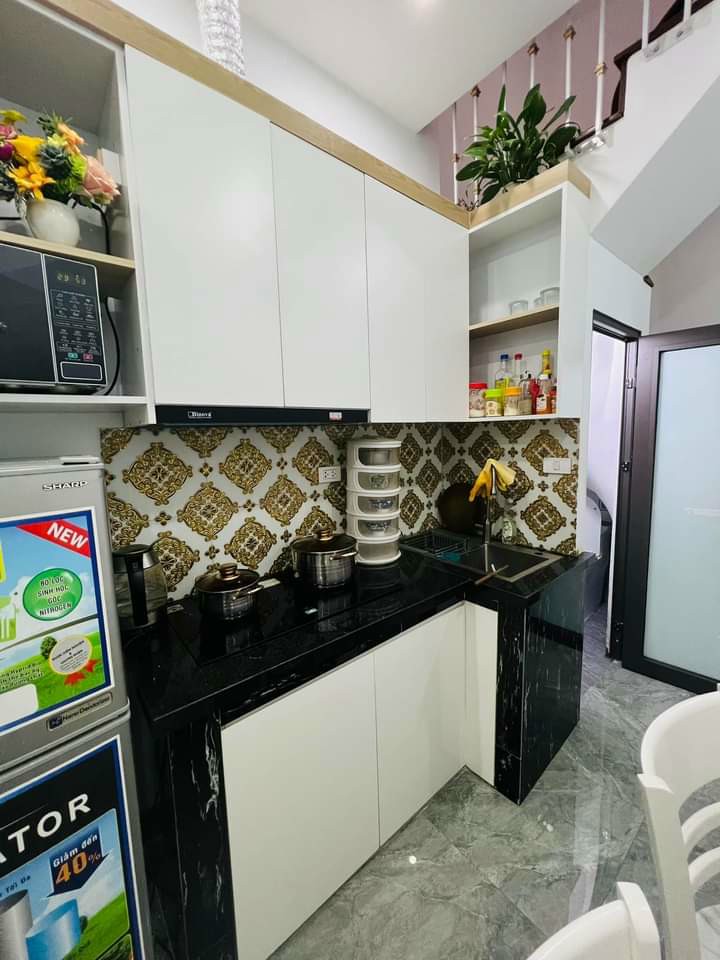 NHÀ PHỐ CHỢ KHÂM THIÊN - NGÕ BA GÁC CHẠY VÒNG QUANH - CHỦ TẶNG FULL NỘI THẤT NHỈNH 2 TỶ