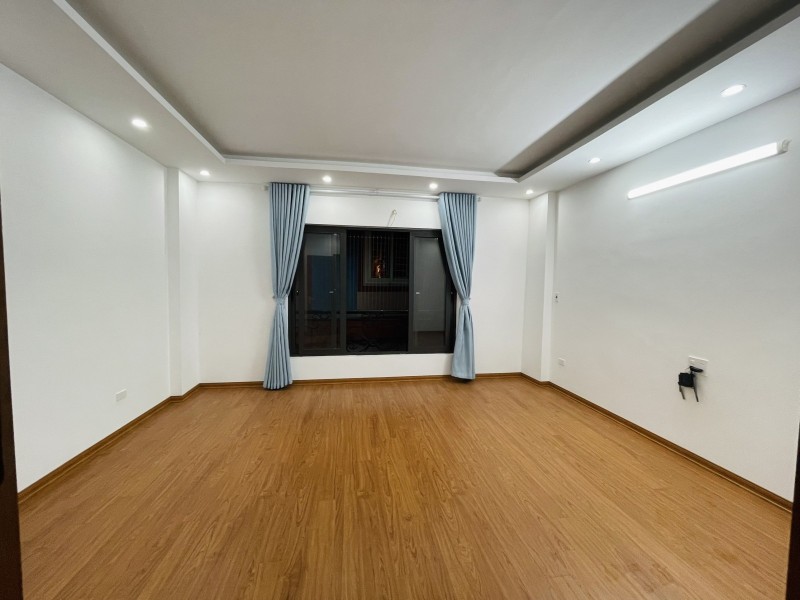 Bán nhà Trường Chinh Ở LUÔN 40m2 x 4T, ngõ thông tứ phía. tiện ích ngập tràn, nhỉnh 3 tỷ