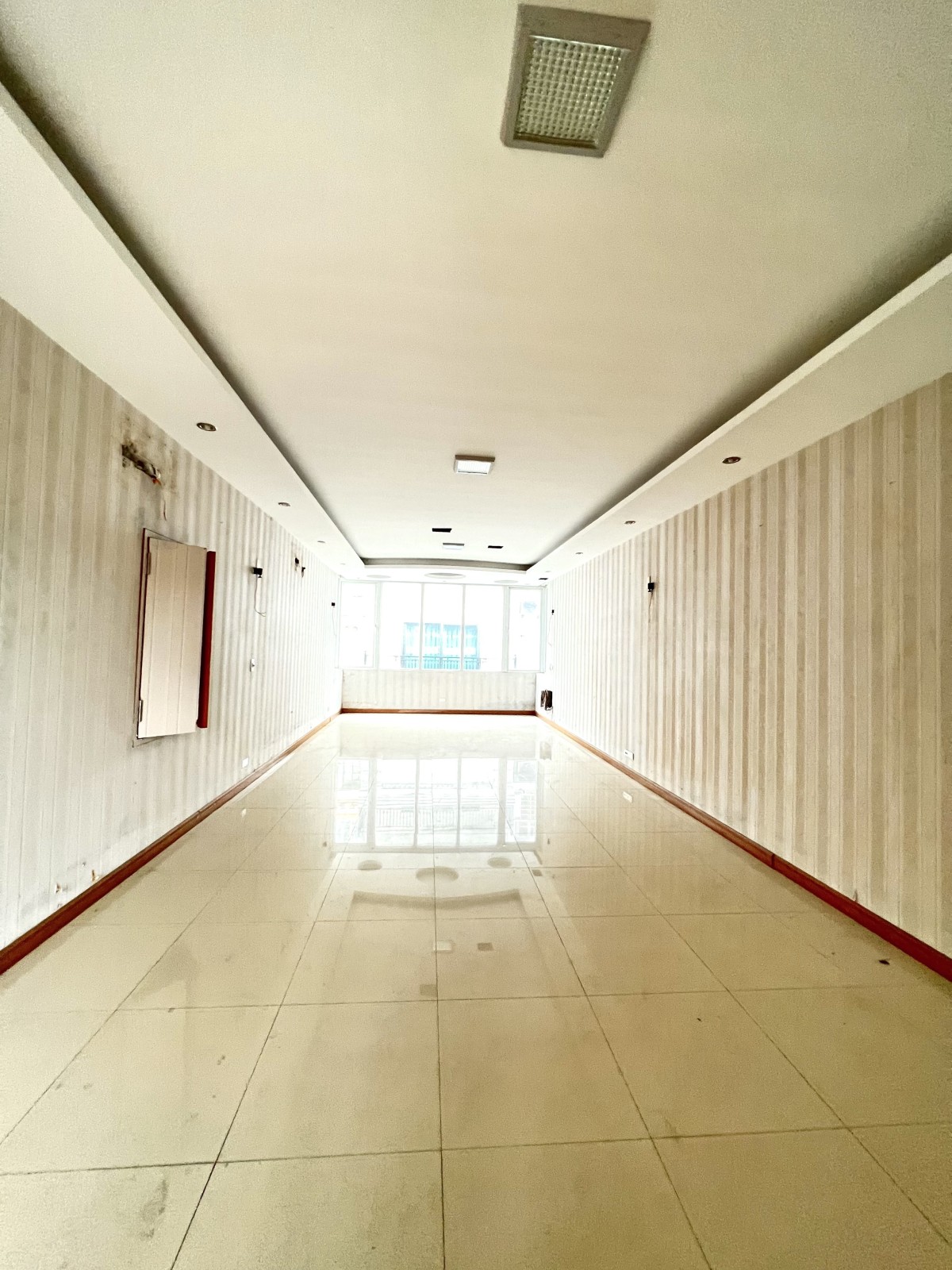 Bán Bán phố Cầu Giấy VIP 60m 6tầng Phân Lô Ga ra Vỉa hè ÔTô Kinh Doanh Văn Phòng Công Ty.