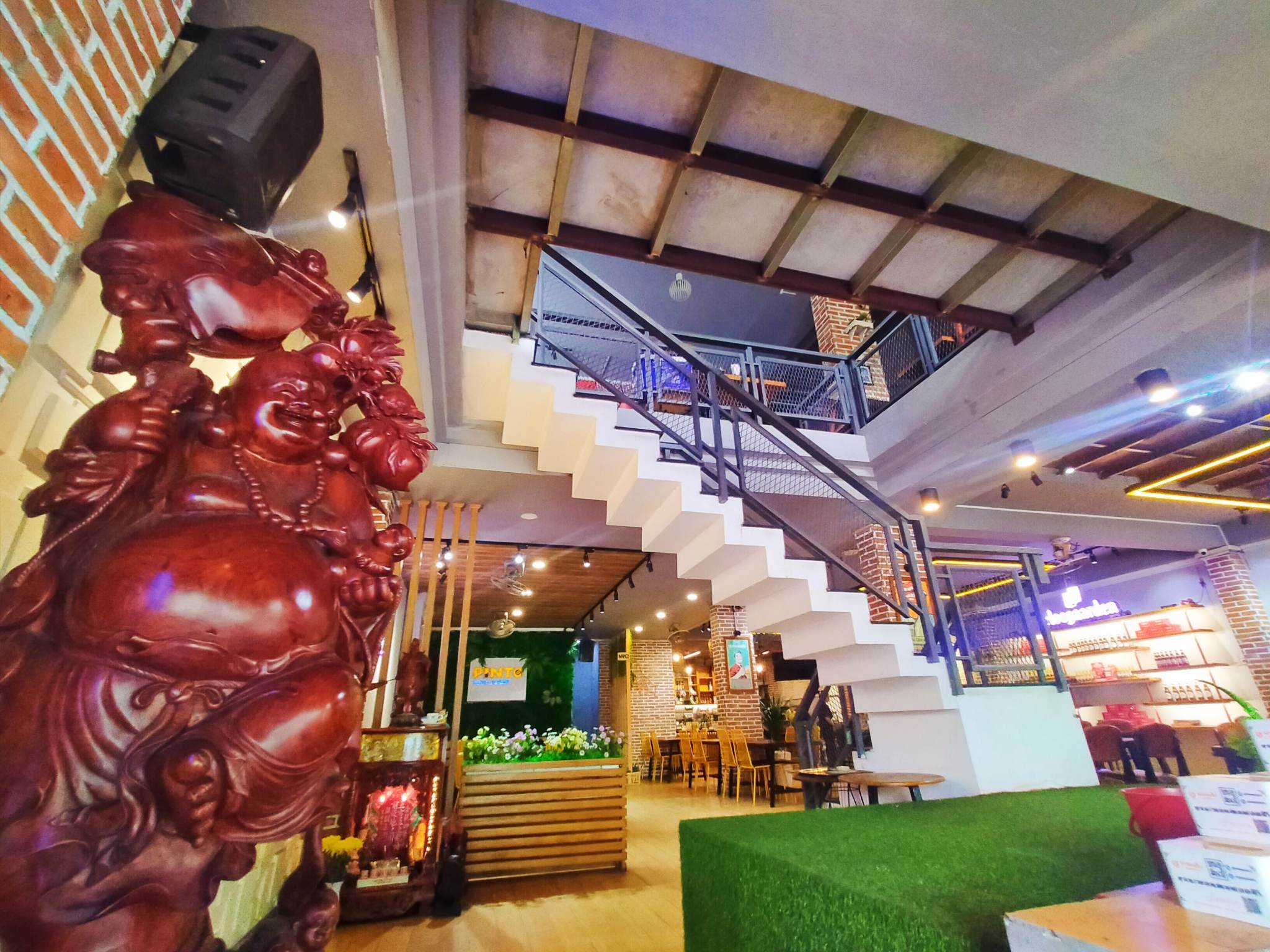 Mặt bằng cho thuê đường Tên Lửa điện tích 100M2 khu sầm uất nhất quận Bình Tân