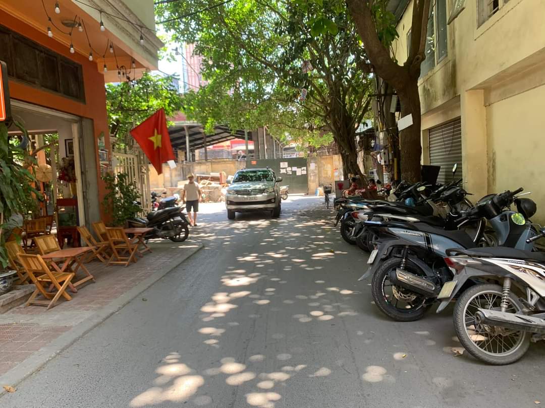 Nhà đẹp - ngõ ô tô thông - gần phố - kinh doanh đỉnh - sổ A4