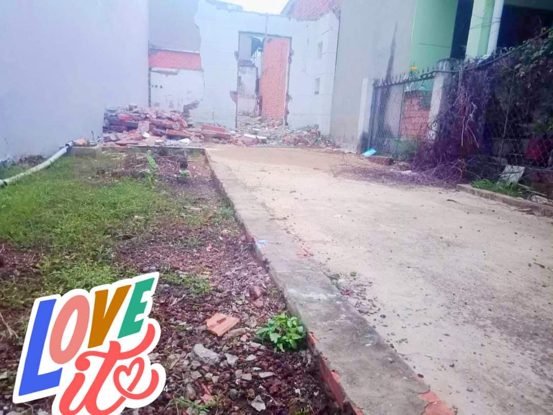 Bán lô đất thổ cư, hẻm xe hơi, phường Long Trường quận 9. Thủ Đức. 103m2, ngang qua 5m. Giác tốt 4tỷ