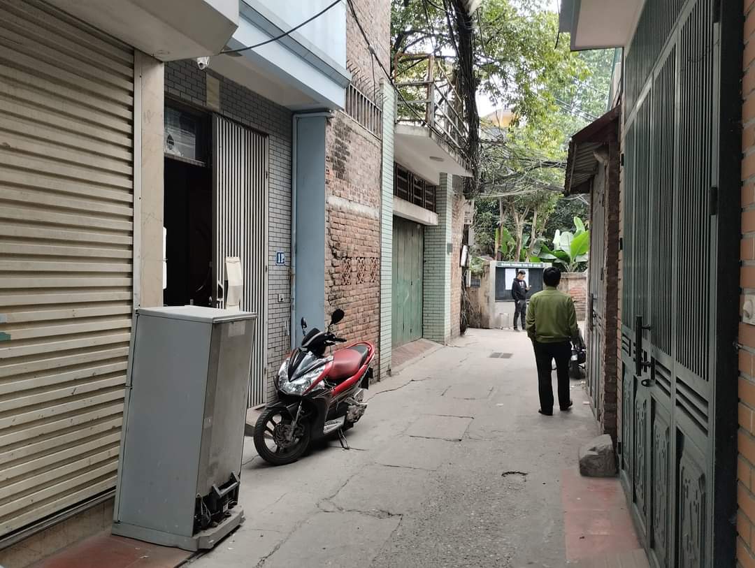 NHÀ BÁN PHỐ YÊN HÒA. 2 THOÁNG. DT48M. 5TẦNG. NHỈNH 6 TỶ. ĐANG CẦN BÁN GẤP.