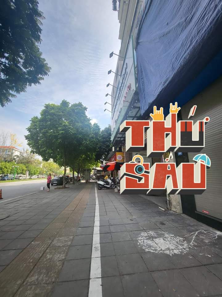 Bán Gấp Toà Nhà Văn Phòng 8 tầng ,Thông Sàn Thang máy Phố VIP nhất Quận Cầu Giấy 58m ,MT4.5m , nhỉnh 32 tỷ .