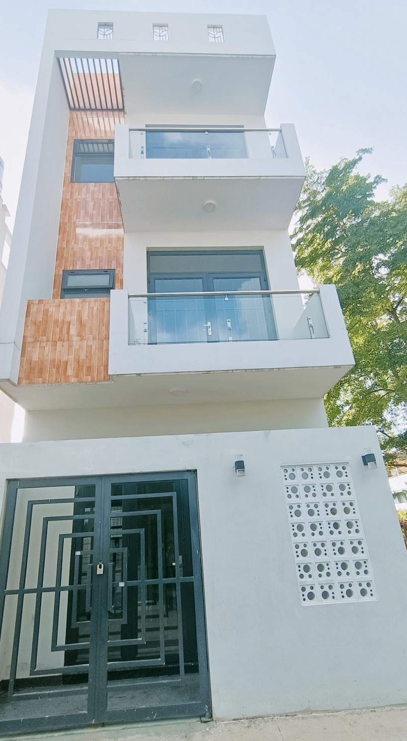 Nhà Mới Ở Ngay Đường Phạm Văn Chiêu, Gò Vấp