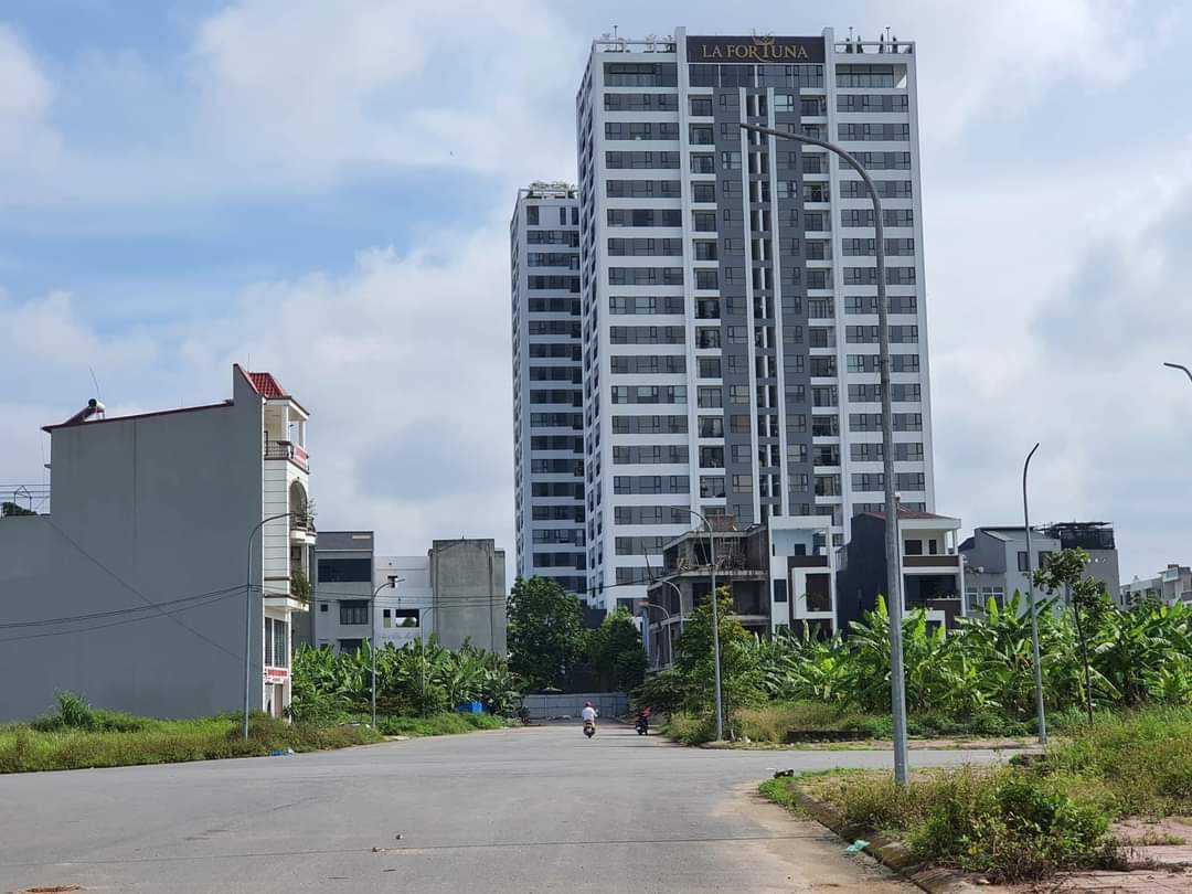Cần bán ô đất 100m2, khu đô thị FAIRY TOW diện tích 100m2, mặt tiền 5m, giá chỉ hơn 2tỷ