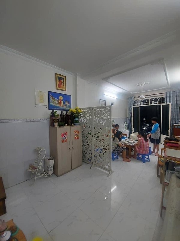 VAY BANK 5 TỶ Bán Rẻ Nhà THẠCH LAM, Quận TÂN PHÚ, Hẻm Xe Tải, 90m2, 10 TỶ GIẢM Bán NHỈNH 6 TỶ,,