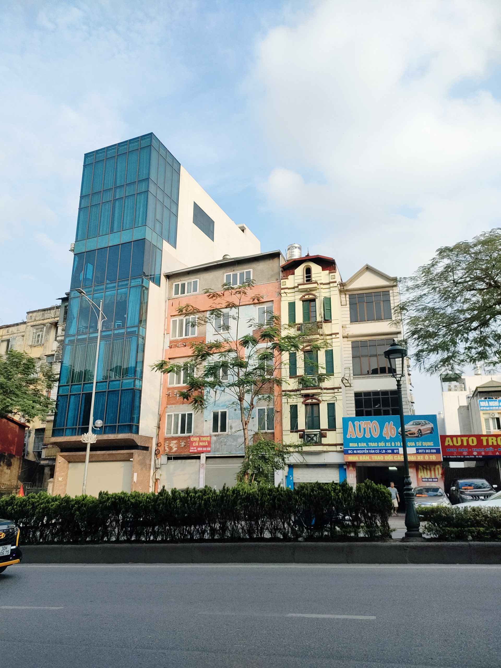 LÔ ĐẤT VÀNG THỨ 2 LONG BIÊN, VỚI DIỆN TÍCH 1000M2 , MẶT TIỀN LÊN TỚI 50M NGAY ĐẦU PHỐ NGUYỄN VĂN CỪ CÓ GIÁ 125 TỶ