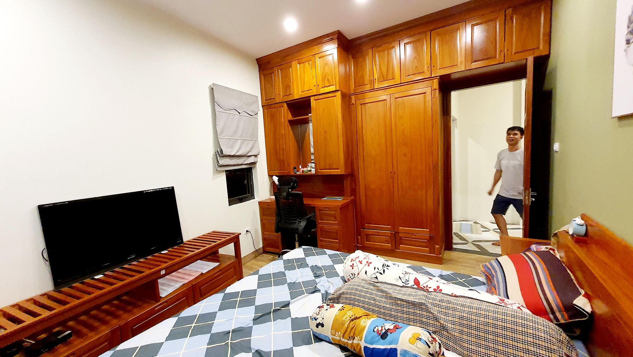 Nhà đẹp Trương Định, 30m ra phố, Ba Gác đỗ cổng, 65m2x3 tầng, 4 ngủ giá chỉ 4,95 tỷ.