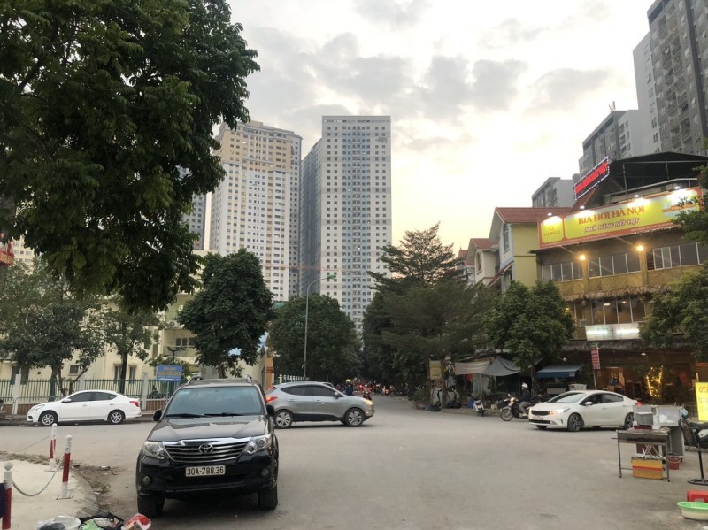 Bán gấp nhà Kim Giang sát KĐT Đại Kim-Hoàng Mai 75mx8T thang máy MT5m 12tỷ