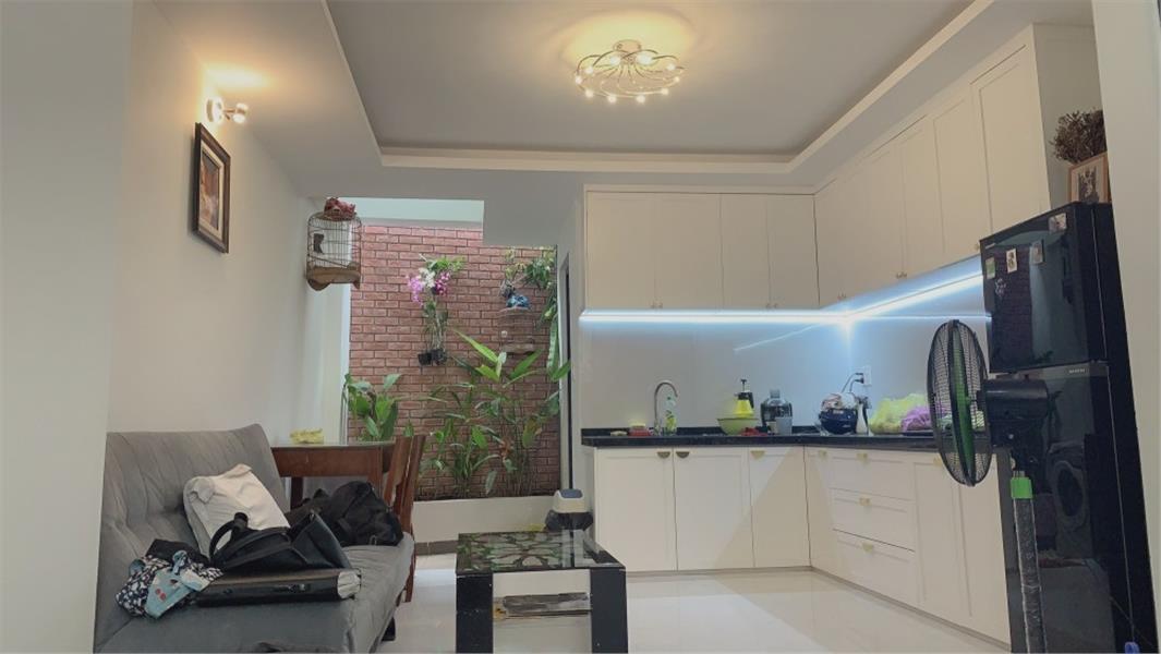 Bán nhà đường Hoàng Hoa Thám Bình Thạnh ,54m2 - HXH - chỉ nhỉnh 5Tỷ TL.