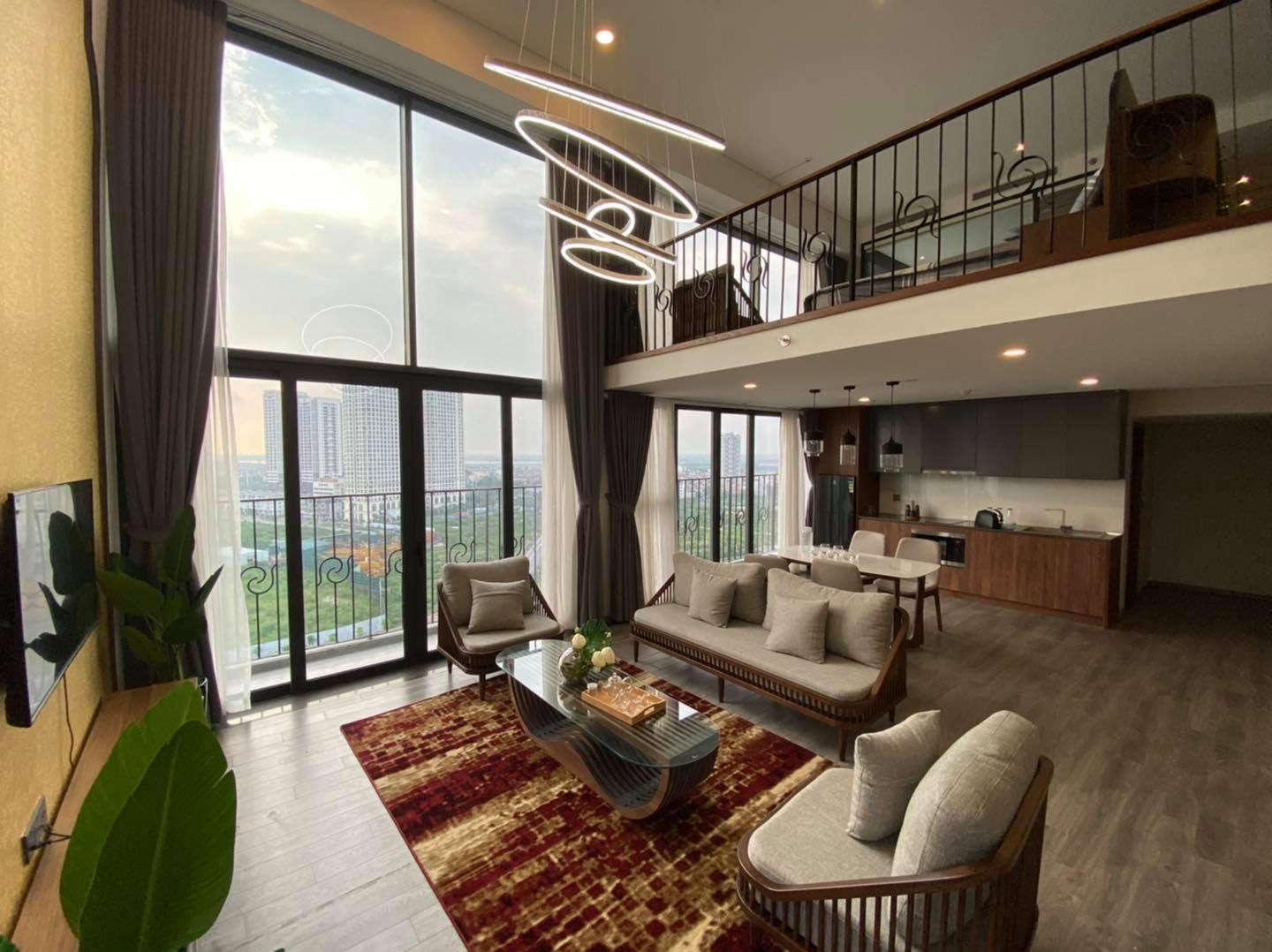 SIÊU PHẨM HIẾM: penthouse đẳng cấp nhất khu Hồ Tây, 296m2, 6 phòng ngủ, 12.3 tỷ