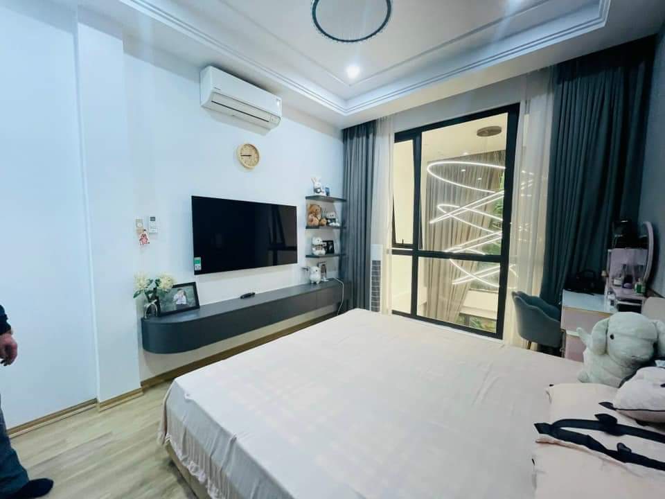 Phan Văn Trường, Cầu Giấy phân lô, ôtô, ở Kinh doanh VP cực đẹp 56 m2 5,5m MT nhỉnh 11 tỷ