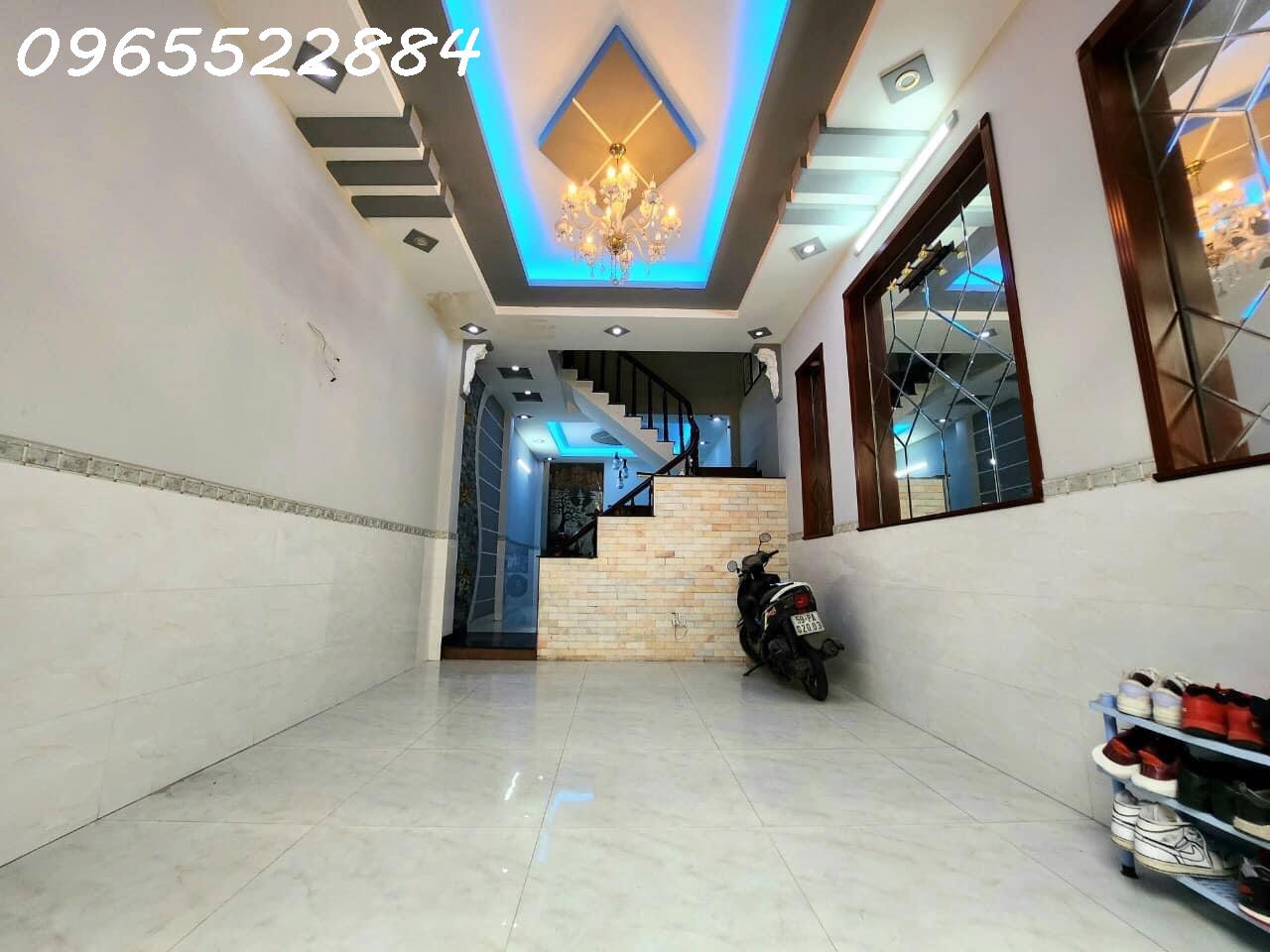 BÁN NHÀ 4 TẦNG TÂN THỚI NHẤT, Q12, 4m x16m,, HXH, SỔ VUÔNG VỨC, GIÁ chỉ 5 TỶ