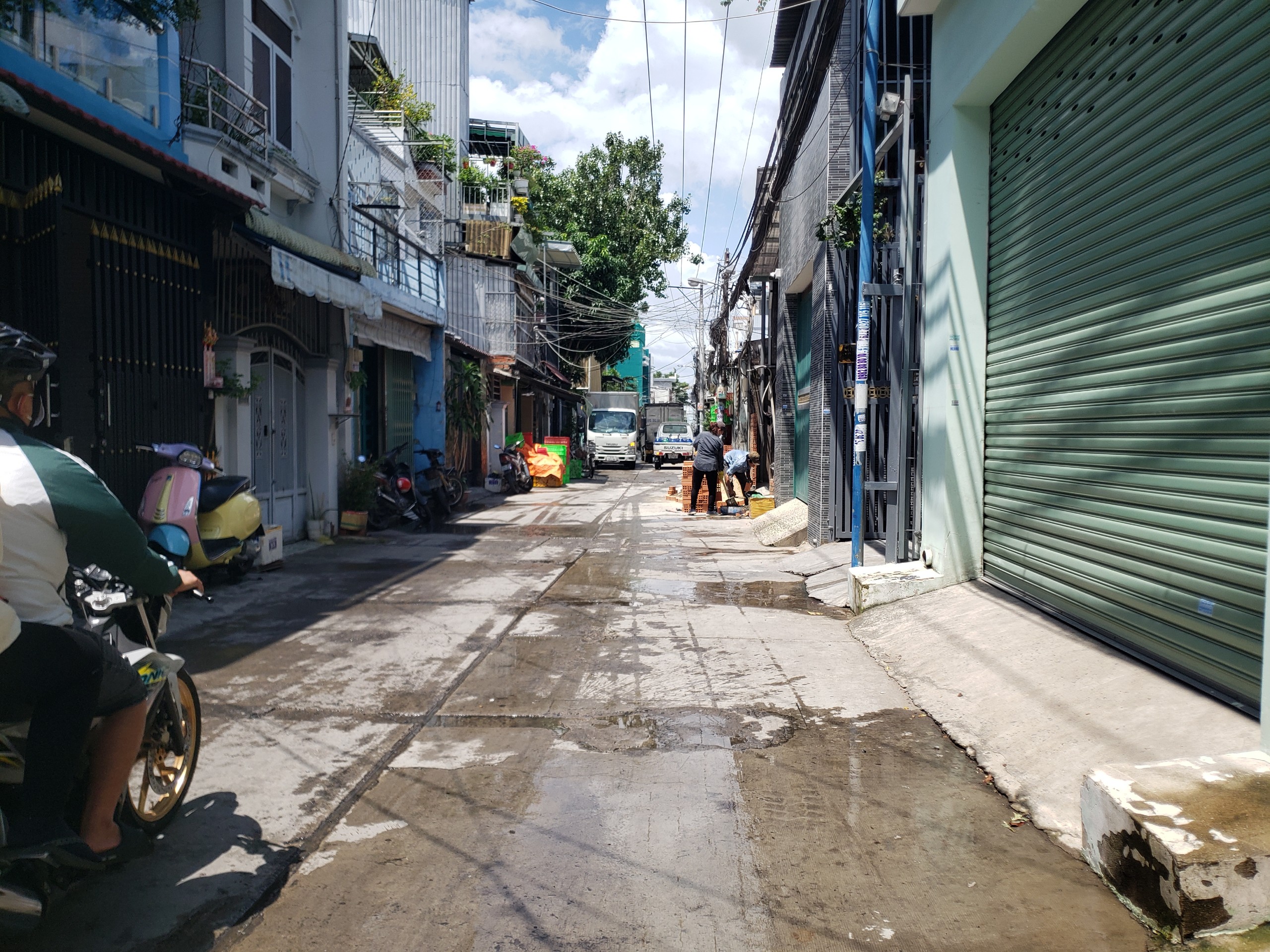 Hẻm xe tải tránh - 40m2 - 2 Tầng vuông vức đường Tân Hoà Đông, Bình Tân - Gần Ngã Tư 4 Xã - CHỈ 75 TR/M2