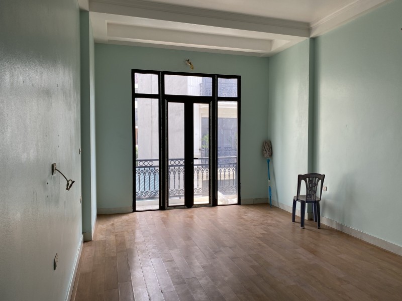 CHỈ 4,9 TỶ SỞ HƯU NHÀ NGÃ 6 Ô CHỢ DỪA 45M2 X 5 TẦNG, GẦN PHỐ, NGÕ NÔNG, THÔNG TỨ TUNG