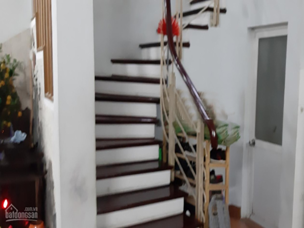 ban-nha-ngo-2-doc-tho-lao-1