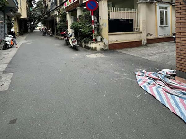 ban-nha-ngo-26-Nguyen-Khoai-2
