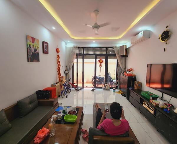 Giá bán nhà ngõ 404 Bắc Cầu Long Biên hiện dao động 75-79 triệu đồng/m2 ban-nha-ngo-404-bac-cau-long-bien-4