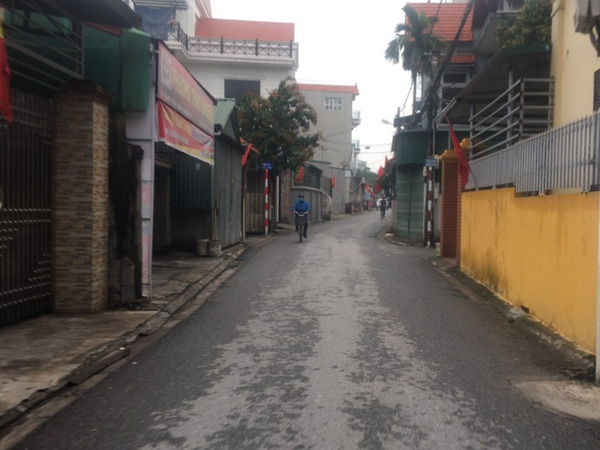 ban-nha-ngo-69-ai-mo-long-bien-1