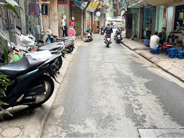 ban-nha-ngo-98-kham-thien-1