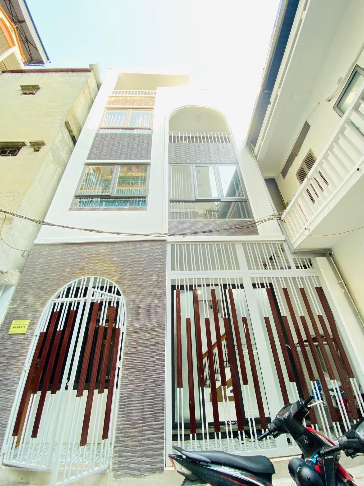 Phố Thái Hà Đống Đa - xây mới - tặng full nội thất - 51m2 4 tầng mt6.3m chỉ 7.7 tỷ