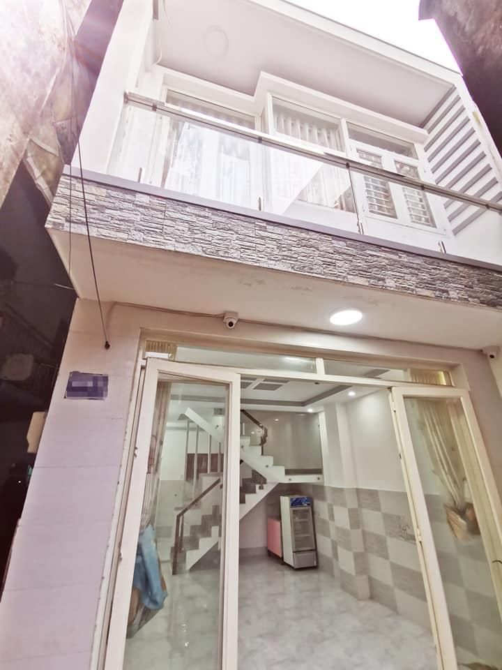 BÁN NHÀ TÂN BÌNH HXH 50M2 NỞ HẬU 4.3M 3 PHÒNG NGỦ ĐẸP LUNG LINH SÁT MT NGUYỄN TRỌNG TUYỂN 4.5 TỶ.