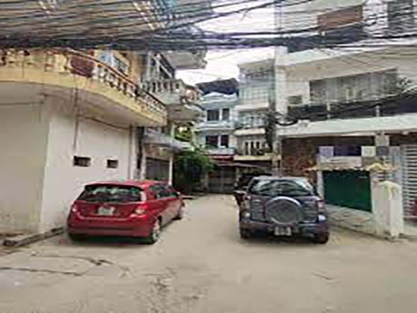 3 ban-nha-tang-bat-ho-3