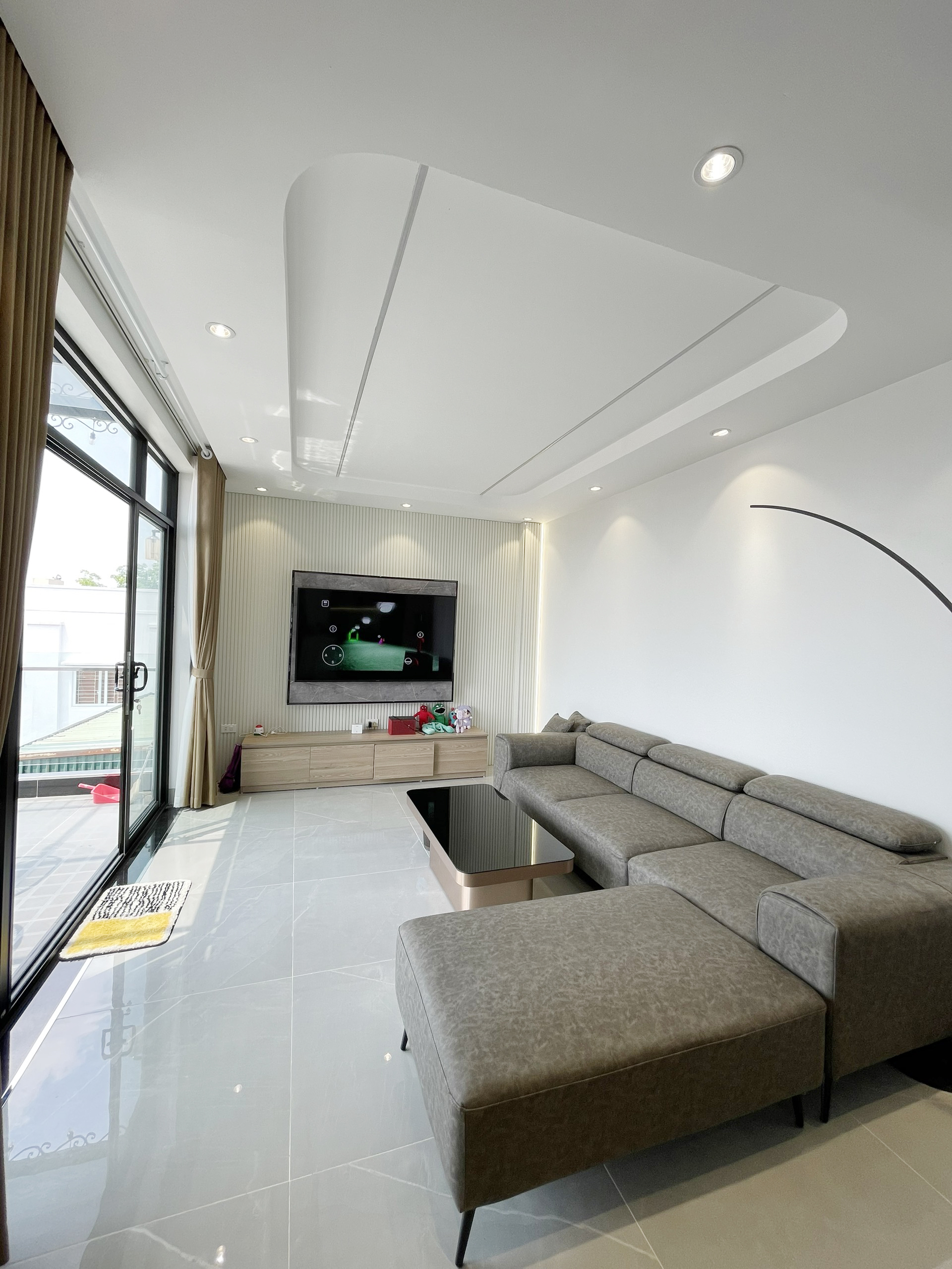 Bán nhà lô góc Tôn Đức Thắng, Đống Đa 76m2, 8 tầng 21 tỷ