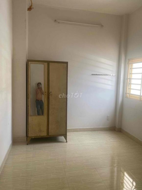 Chính chủ cần cho thuê nhà Nhà trọ 16m2 nằm ở đc 78/37/1 Tôn Thất Thuyết, Phường 16 - Quận 4 - HCM