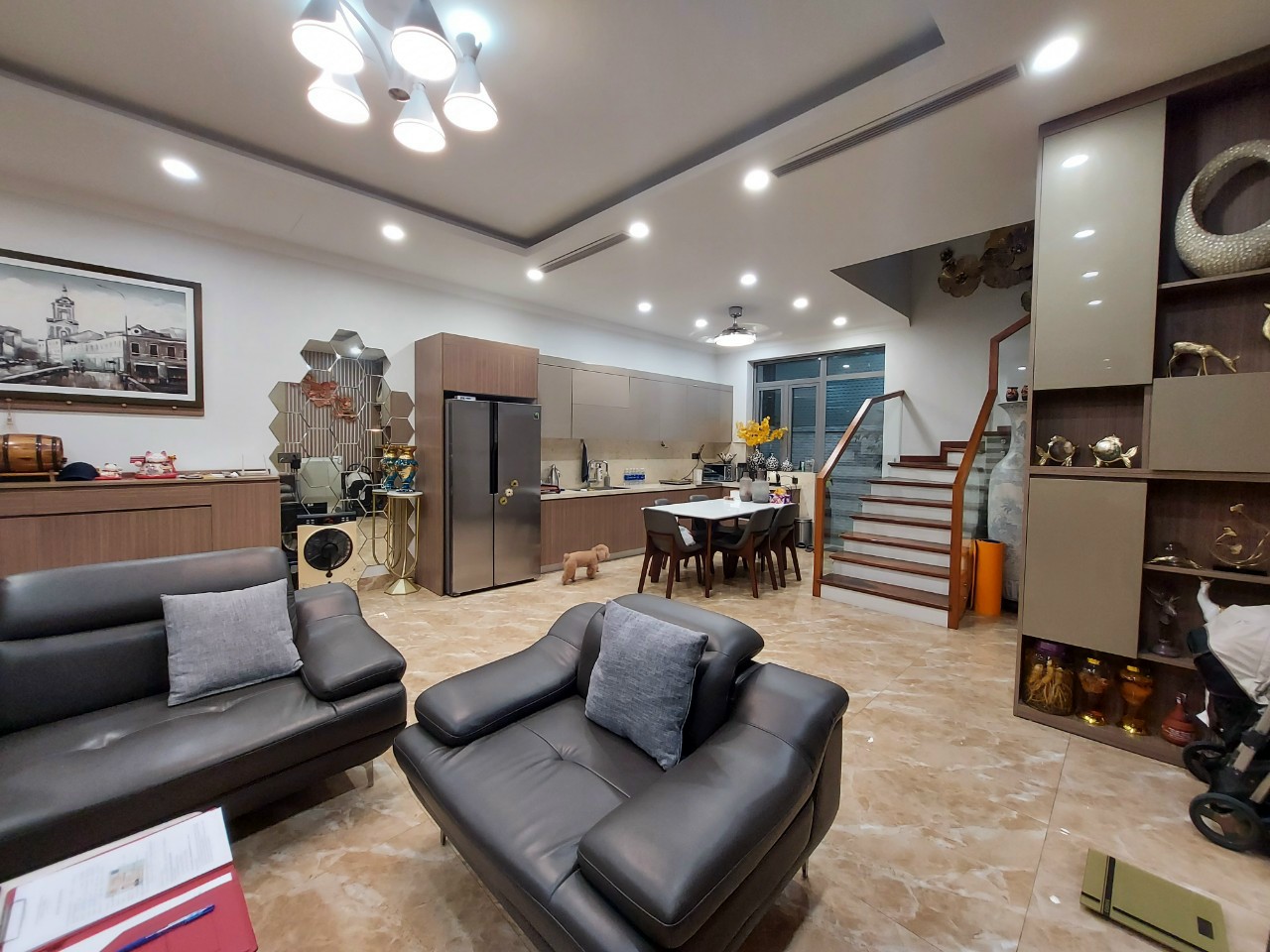 SIÊU PHẨM!!! Nhà Phân Lô Nguyễn Sơn, Vỉa Hè, Ôtô Tránh, Kinh Doanh, 110m2, MT 8M, Nhỉnh 17 Tỷ.