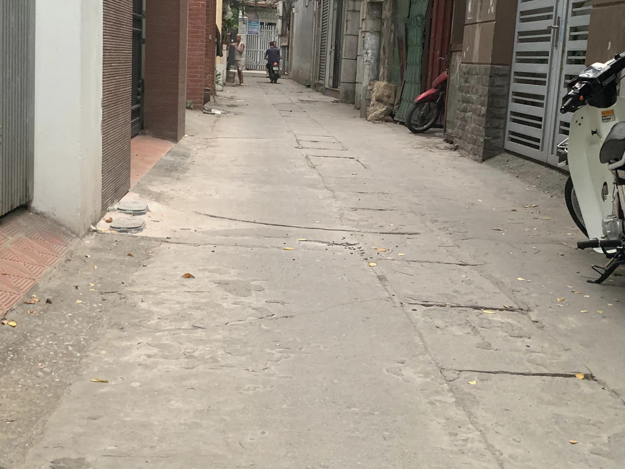 CẦN BÁN GẤP PHÂN LÔ - SIÊU PHẨM NGÕ BỒ ĐỀ KHUÔN ĐẤT ĐẸP - HIẾM MẢNH BÁN -GIÁ HIỆN TẠI HIẾM SO VỚI KHU VỰC - Ô TÔ 7 CHỖ