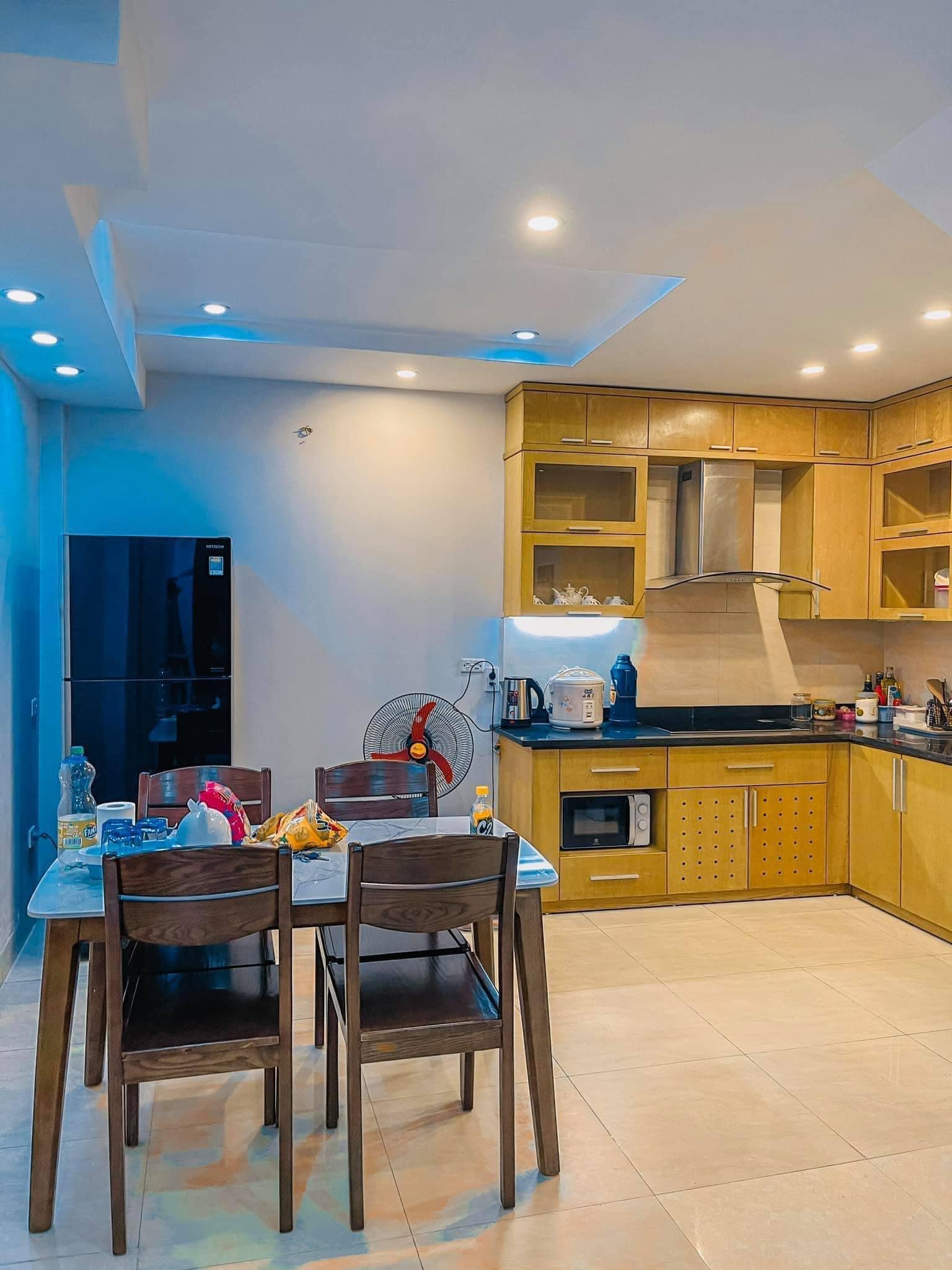 Nhà Đền Lừ, khu an sinh, ngõ thông Ô tô lùi tới cửa, DT44m2, chỉ 4.3 tỷ.