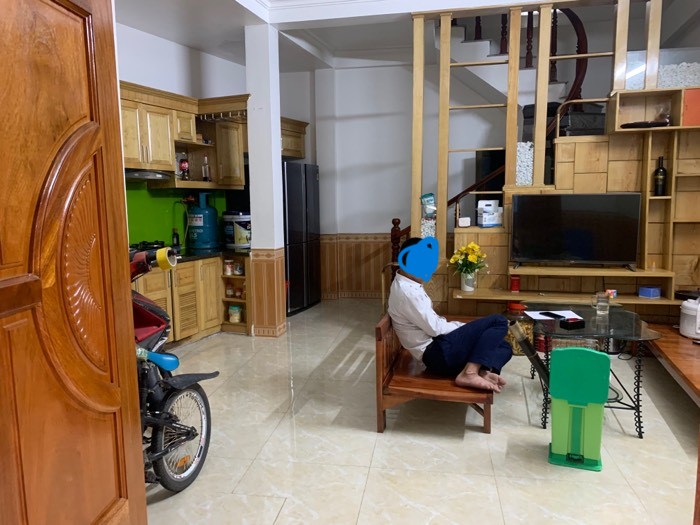 Bán nhà Dương Văn Bé, Full nội thất, gần phố, DT35m2, giá 3.1 tỷ.