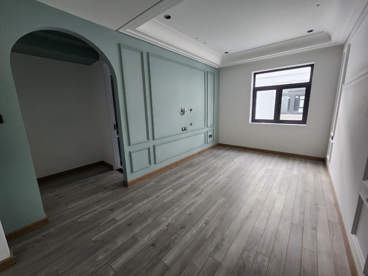 cần cho thuê căn studio tại Hoàng Huy Mall giá 3 triệu/tháng liên hệ :0968 129 240