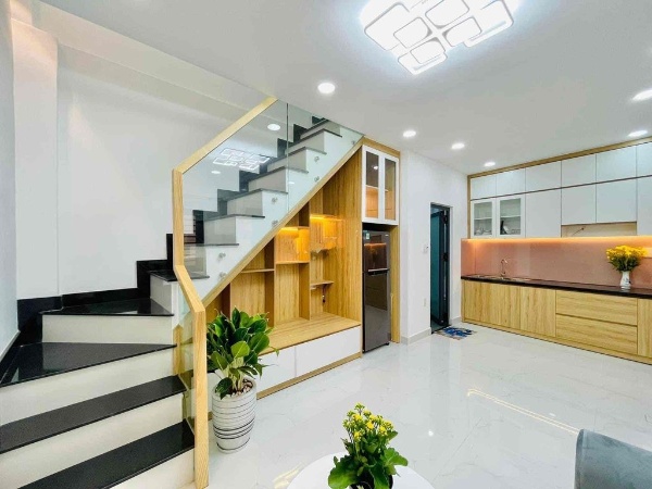 Chỉ 3,5 tỷ có nhà cực xinh phú nhuận. 6m x 4m x 2 phòng ngủ. Sát hẻm ô tô