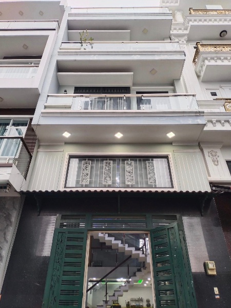 Bán Nhà đẹp! đường Nguyễn Cửu Vân Phường 17, 55m2 (4m x 16m), 4 tầng, chỉ 5,7 tỷ
