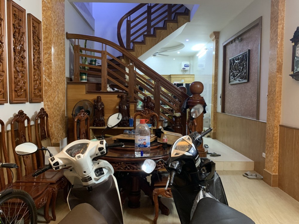 Bán nhà phố Lò Đúc, nhà rộng 44m2, đẹp sững sờ, trung tâm thủ đô, giá 3.9 tỷ.