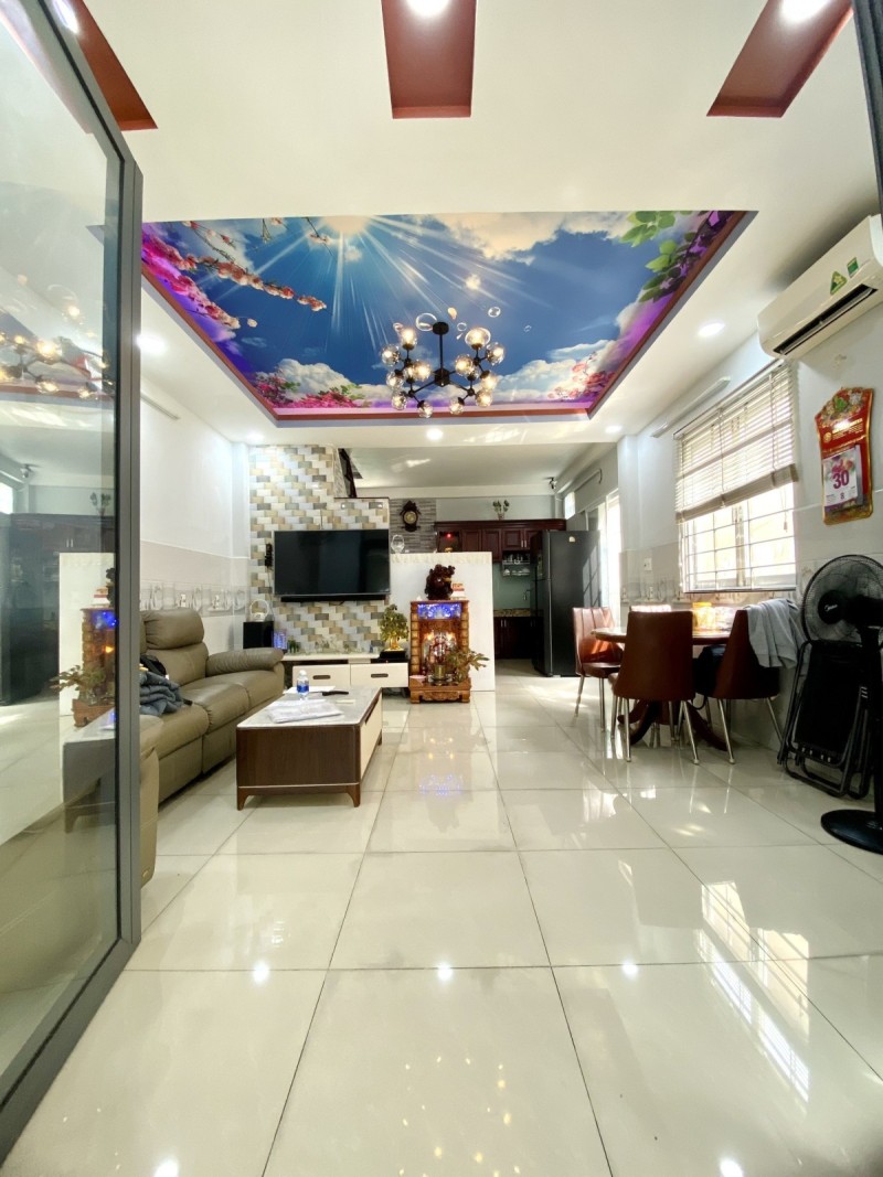 Bán Nhà Gò Vấp HXH từ 2 tỷ đến 3 tỷ , 42,5m2, Ngang Khủng, Chỉ 3 Tỷ 1 TL