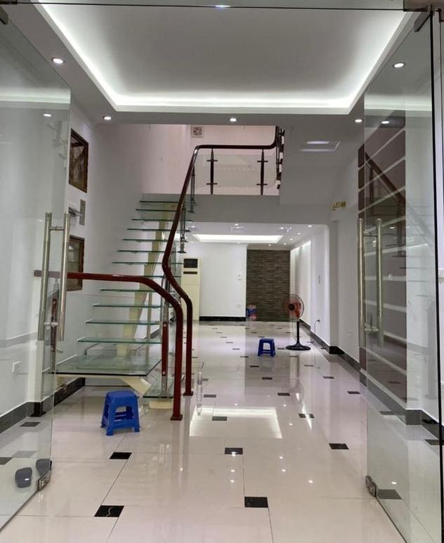 Nhà đẹp mặt phố Nhân Hòa, 65m2, 6 ngủ, mặt tiền 4.1m, ô chờ thang máy, mới đẹp (ảnh thật), 17.3tỷ